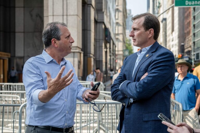 Israël domine le débat alors que le représentant Dan Goldman défend son siège au référendum sur le sionisme