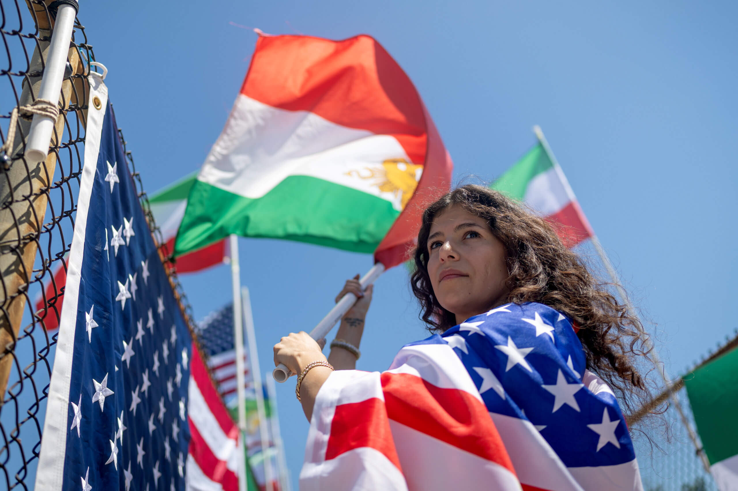 Pour les Juifs iraniens qui encouragent Trump, son nouvel accord est difficile à digérer