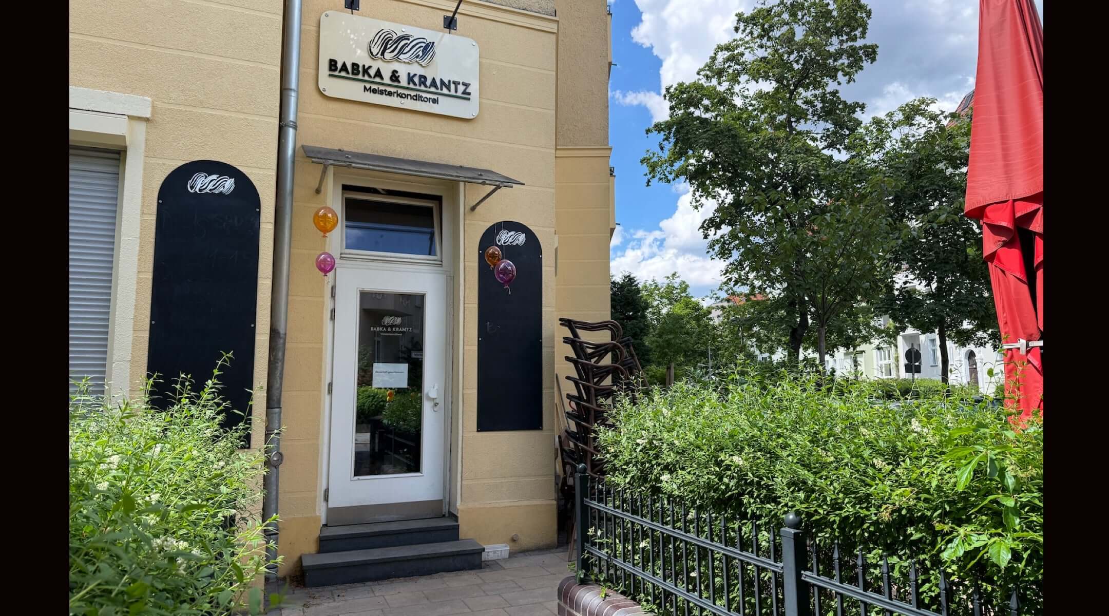 Une célèbre boulangerie juive allemande ferme ses portes, affirmant que « la haine a atteint Berlin » après le 7 octobre