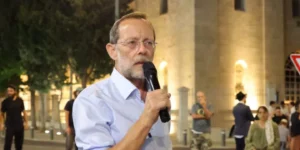 Feiglin affirme avoir signalé des menaces émanant d’un professeur d’université accusé de planifier des attaques contre des Arabes israéliens