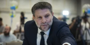 Smotrich appelle à une souveraineté israélienne permanente sur Gaza et le Liban