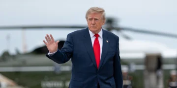 Trump affirme qu’Israël a aidé l’Arabie Saoudite et propose de relancer les discussions sur les Accords d’Abraham