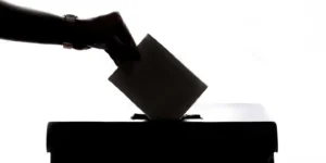 Citoyen israélien parmi neuf inculpés pour vote illégal lors des élections américaines