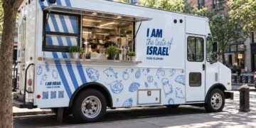 Cuisine israélienne en tournée aux États-Unis avec des food trucks