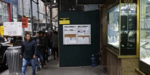 Femme inculpée pour l&rsquo;agression au couteau contre un homme juif dans le Diamond District de Manhattan