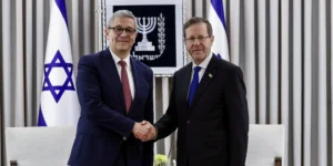 Herzog accueille cinq ambassadeurs à Jérusalem